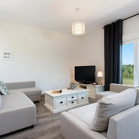 Endless Summer Retreats By Paradise