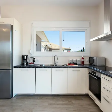 Endless Summer Retreats By Paradise