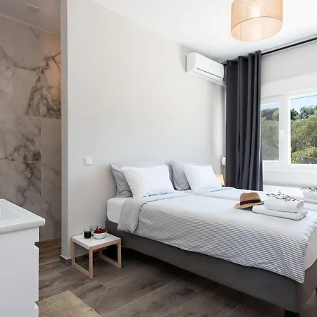 Endless Summer Retreats By Paradise Kouramaditika