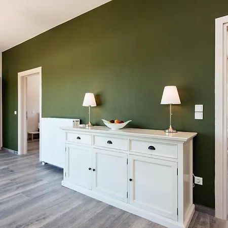 Endless Summer Retreats By Paradise * Kouramaditika