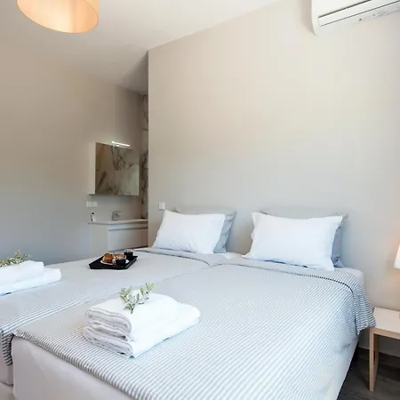 Endless Summer Retreats By Paradise *