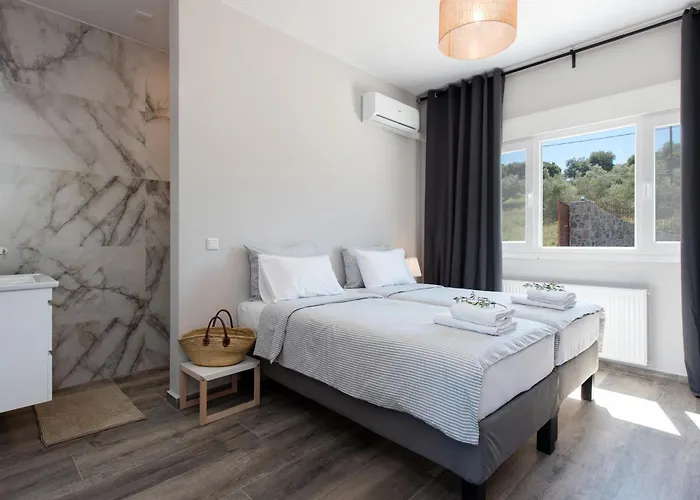 Endless Summer Retreats By Paradise Villa *