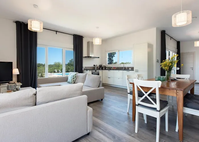 Villa Endless Summer Retreats By Paradise