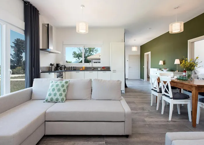 Villa Endless Summer Retreats By Paradise Kouramaditika